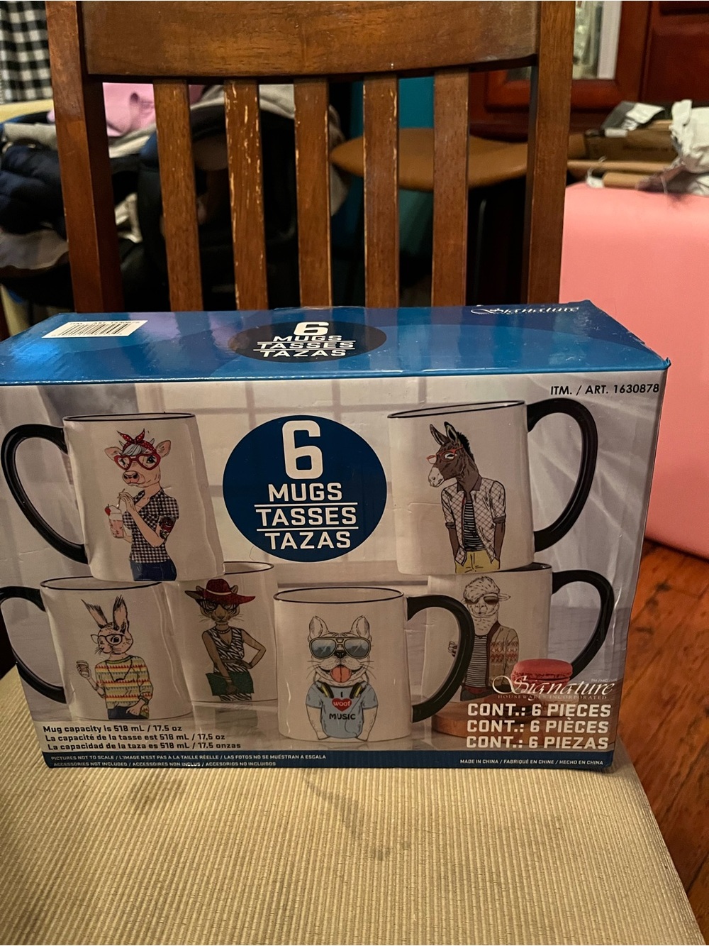 New Signature White Ceramic 6-Piece Mug Set with Black Handles